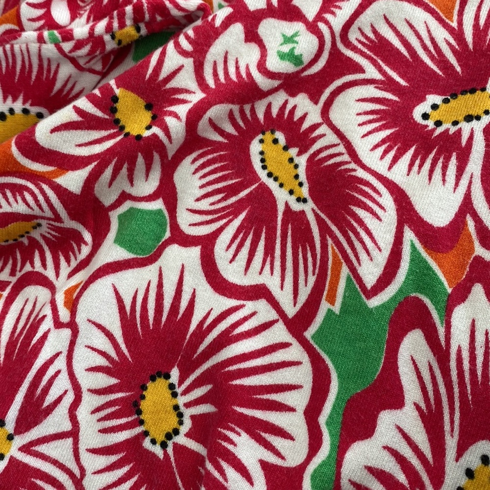 Hot Pink white yellow black green floral knit top v neck and scoop back - Picture 9 of 9